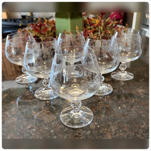Import Assoc. ‘Cascade’ Set of Six Etched Crystal Brandy/Cognac Snifters - Picture 1 of 9